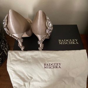 Badgley Mishka shoes size 7